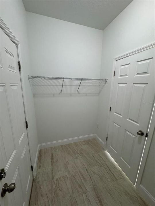 En Venta: $349,999 (4 camas, 2 baños, 1600 Pies cuadrados)