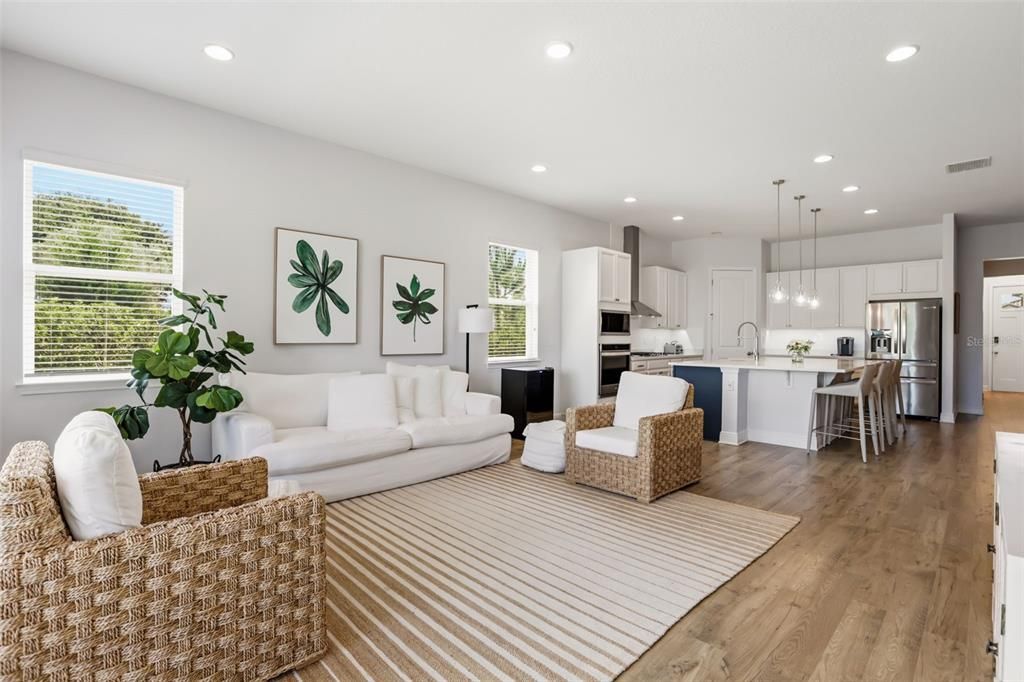 For Rent: $6,800 (5 beds, 3 baths, 2950 Square Feet)