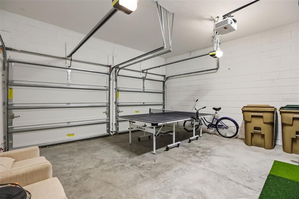For Rent: $6,800 (5 beds, 3 baths, 2950 Square Feet)
