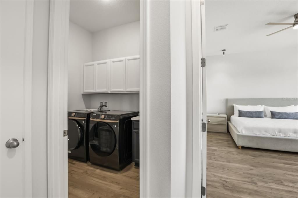 For Rent: $6,800 (5 beds, 3 baths, 2950 Square Feet)