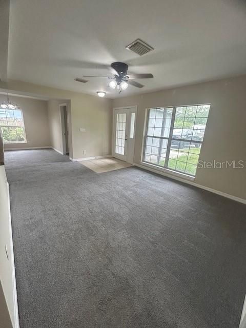 В аренду: $1,895 (3 спален, 2 ванн, 1080 Квадратных фут)
