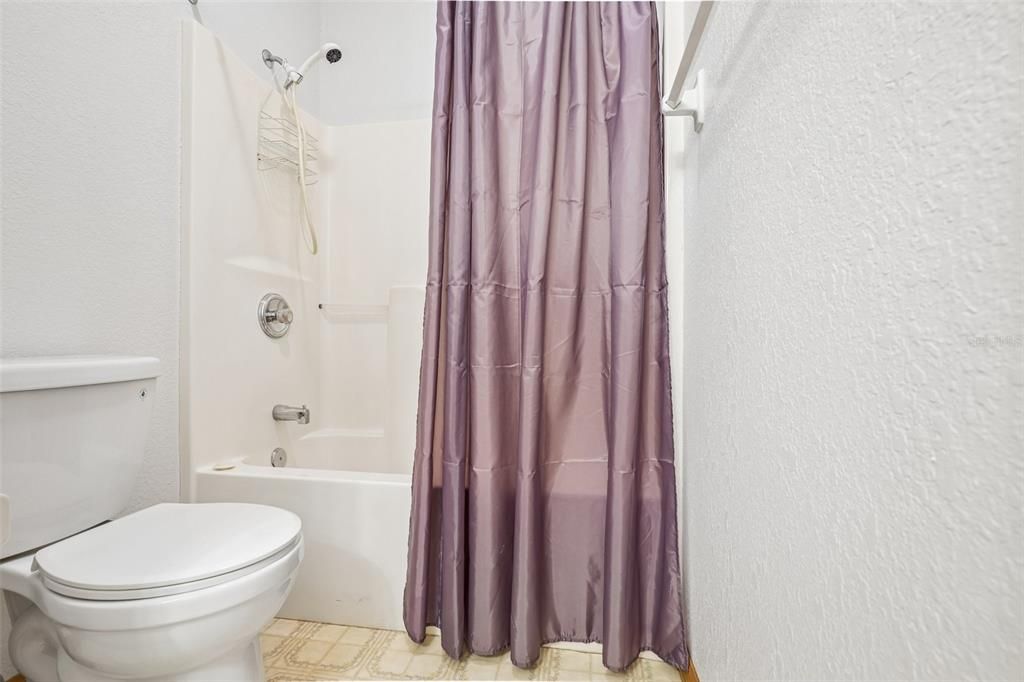 En Venta: $539,900 (4 camas, 3 baños, 2489 Pies cuadrados)