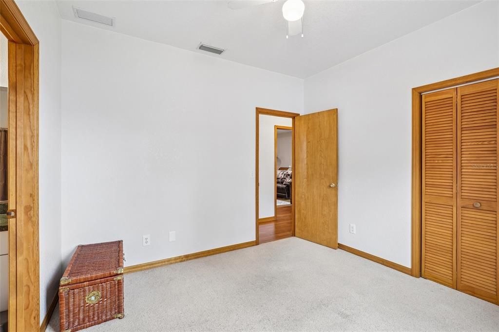 En Venta: $539,900 (4 camas, 3 baños, 2489 Pies cuadrados)