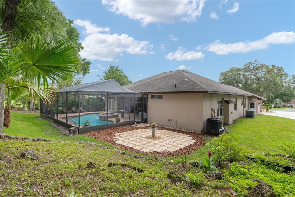 For Sale: $539,900 (3 beds, 3 baths, 2816 Square Feet)