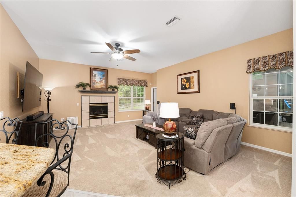 For Sale: $539,900 (3 beds, 3 baths, 2816 Square Feet)