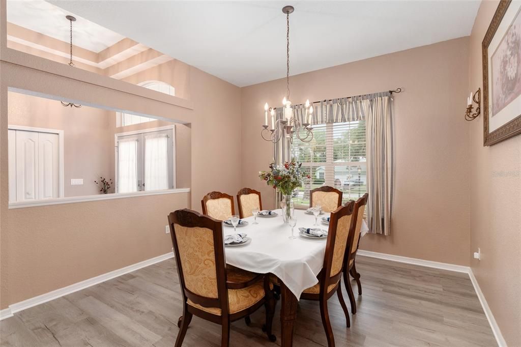 For Sale: $539,900 (3 beds, 3 baths, 2816 Square Feet)
