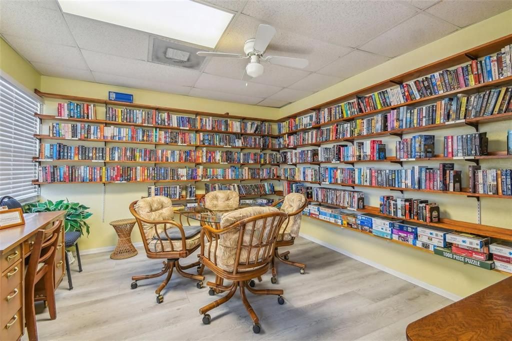 For Sale: $279,900 (3 beds, 2 baths, 1176 Square Feet)