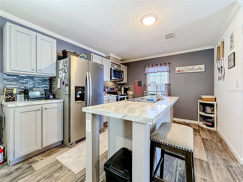 For Sale: $279,900 (3 beds, 2 baths, 1176 Square Feet)