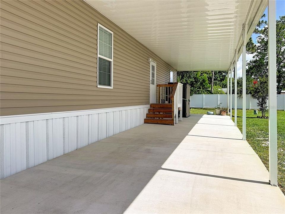For Sale: $279,900 (3 beds, 2 baths, 1176 Square Feet)