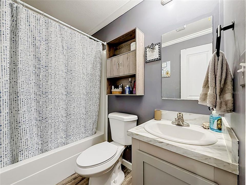 For Sale: $279,900 (3 beds, 2 baths, 1176 Square Feet)