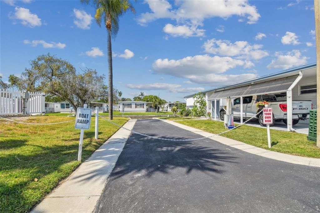 For Sale: $279,900 (3 beds, 2 baths, 1176 Square Feet)