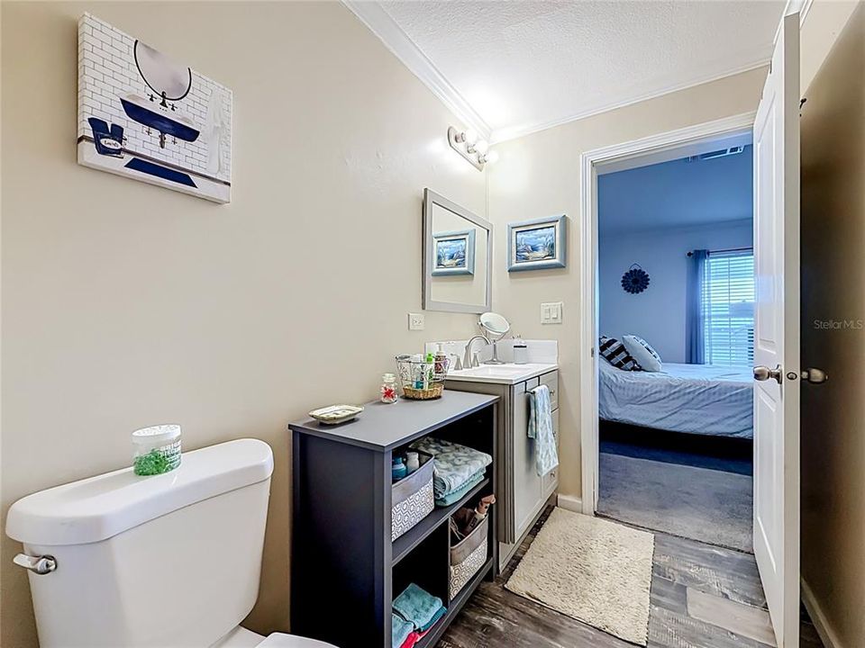 For Sale: $279,900 (3 beds, 2 baths, 1176 Square Feet)