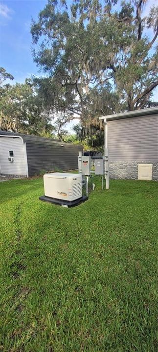 For Sale: $349,900 (3 beds, 2 baths, 1278 Square Feet)