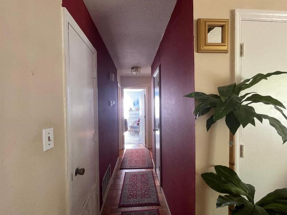 For Sale: $170,000 (3 beds, 2 baths, 1288 Square Feet)