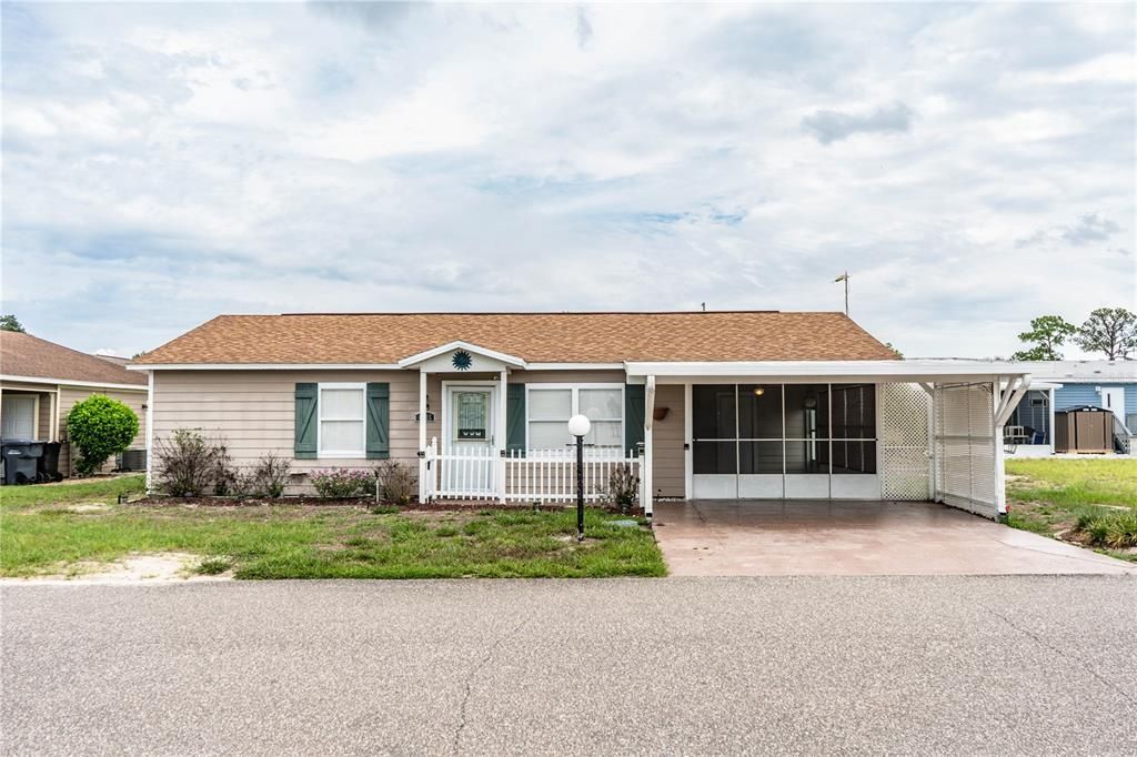 For Sale: $206,500 (2 beds, 2 baths, 884 Square Feet)