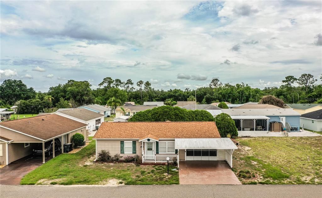 For Sale: $206,500 (2 beds, 2 baths, 884 Square Feet)