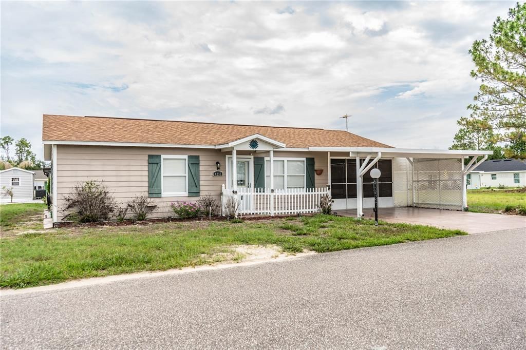 For Sale: $206,500 (2 beds, 2 baths, 884 Square Feet)