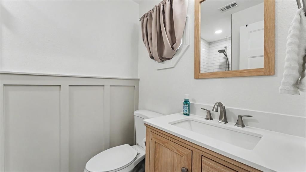 For Sale: $295,000 (2 beds, 2 baths, 1135 Square Feet)