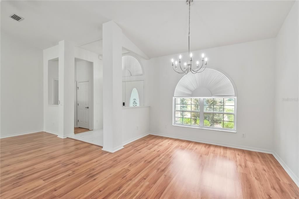 На продажу: $399,000 (3 спален, 2 ванн, 2326 Квадратных фут)