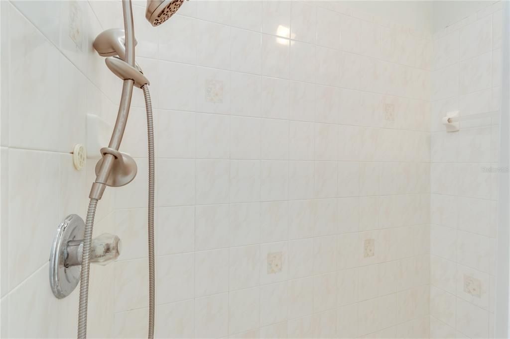 На продажу: $399,000 (3 спален, 2 ванн, 2326 Квадратных фут)
