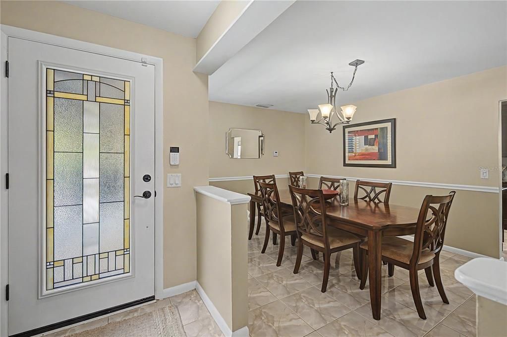 For Sale: $539,000 (4 beds, 2 baths, 1719 Square Feet)