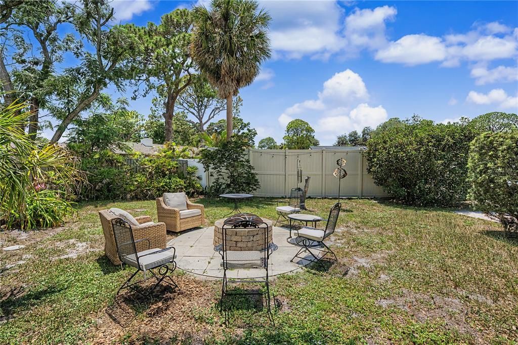 For Sale: $539,000 (4 beds, 2 baths, 1719 Square Feet)