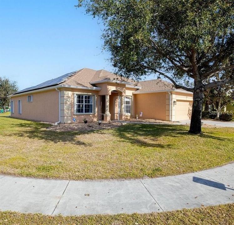 En Venta: $317,700 (3 camas, 2 baños, 2025 Pies cuadrados)