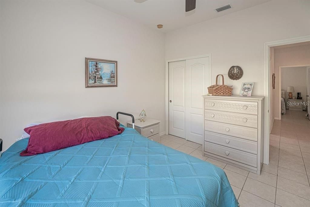 En Venta: $317,700 (3 camas, 2 baños, 2025 Pies cuadrados)