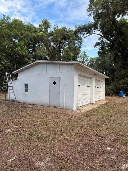 For Sale: $279,900 (4 beds, 3 baths, 1344 Square Feet)