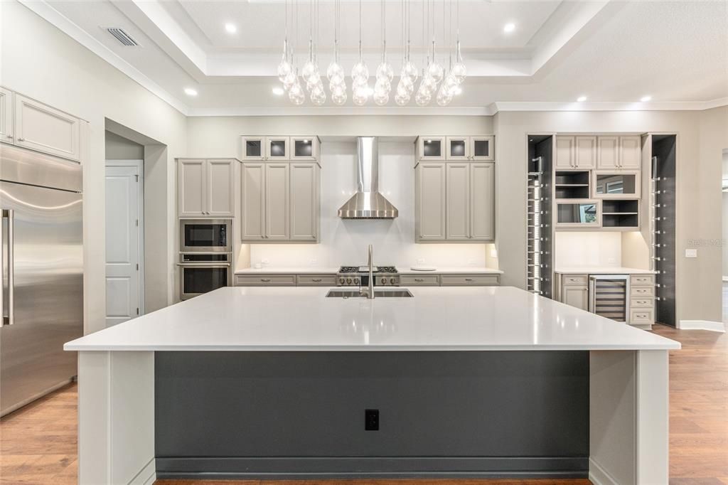 For Sale: $2,750,000 (4 beds, 4 baths, 4752 Square Feet)