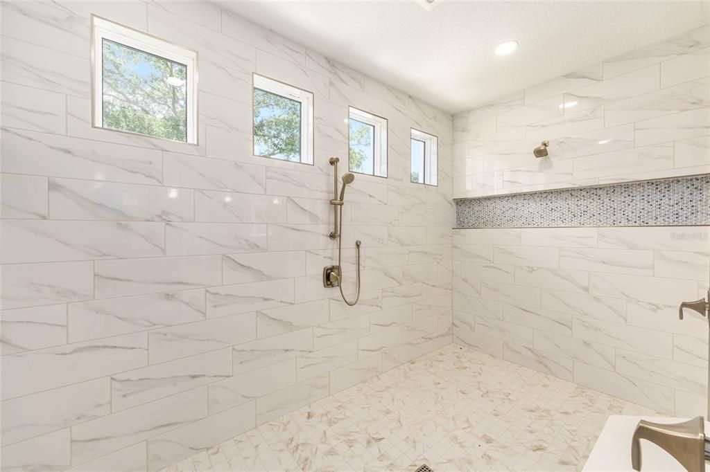 For Sale: $2,750,000 (4 beds, 4 baths, 4752 Square Feet)