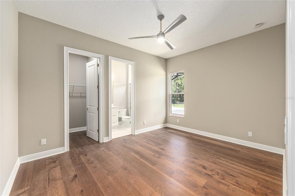 For Sale: $2,750,000 (4 beds, 4 baths, 4752 Square Feet)