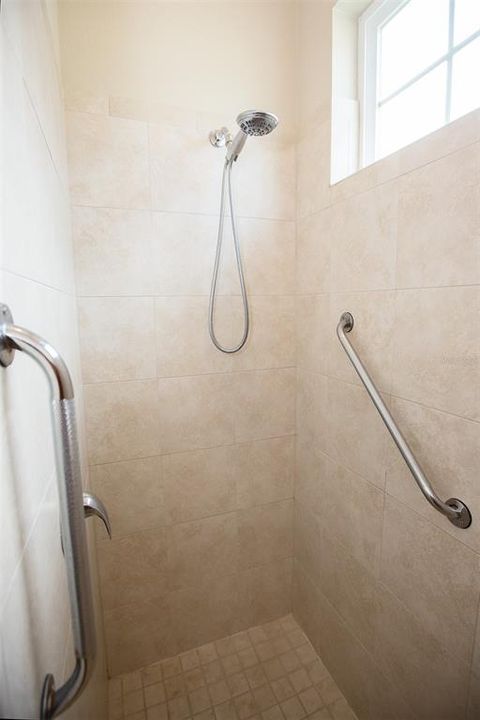En Renta: $2,500 (3 camas, 2 baños, 1754 Pies cuadrados)