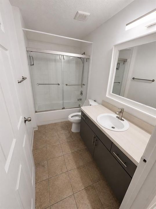 For Rent: $1,799 (3 beds, 2 baths, 1854 Square Feet)