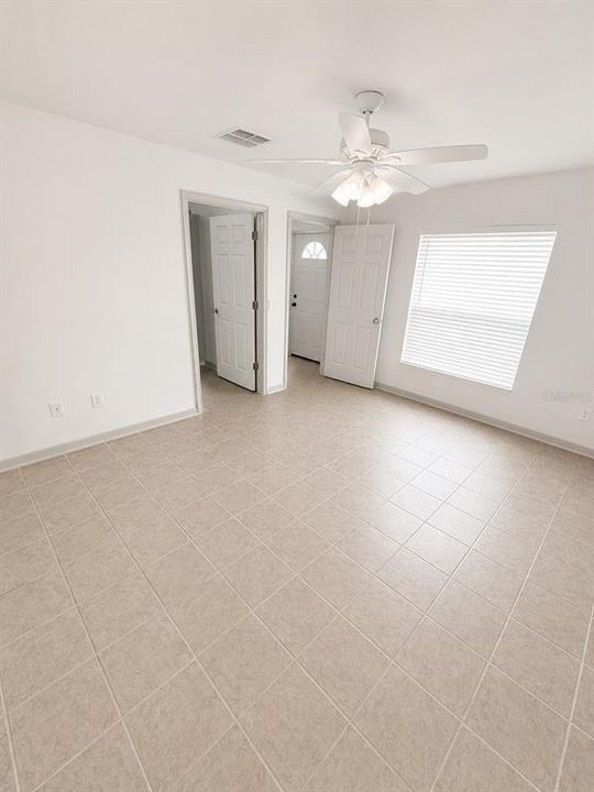 For Rent: $1,799 (3 beds, 2 baths, 1854 Square Feet)