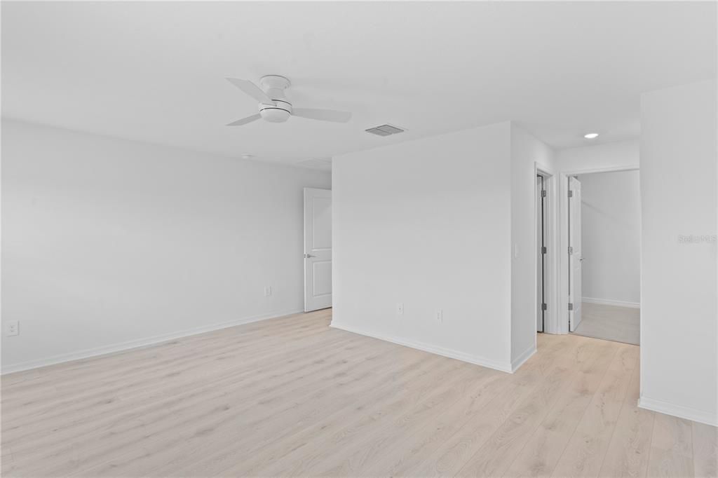 En Renta: $2,800 (4 camas, 2 baños, 2162 Pies cuadrados)