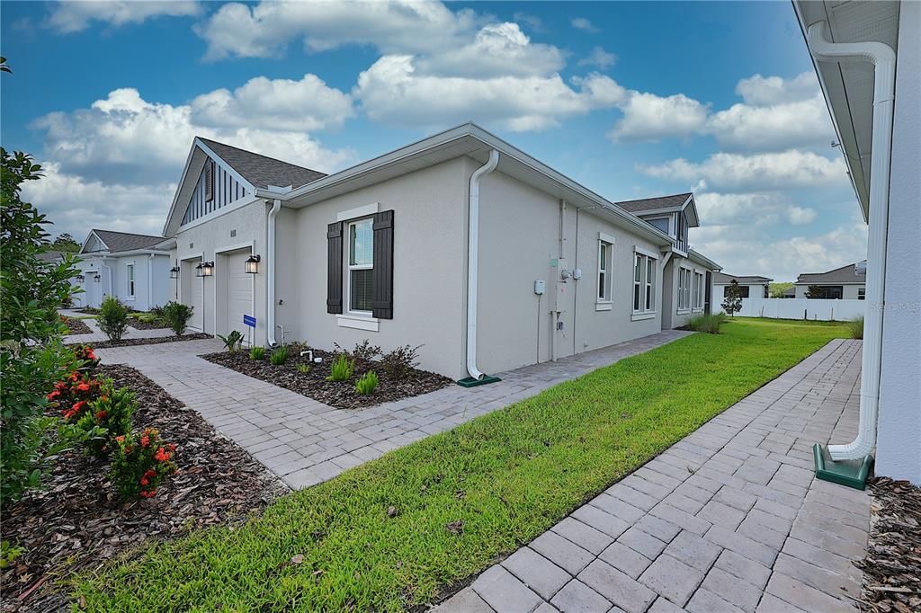 For Rent: $1,890 (3 beds, 2 baths, 1562 Square Feet)
