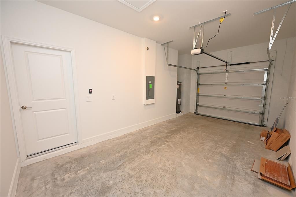 For Rent: $1,890 (3 beds, 2 baths, 1562 Square Feet)