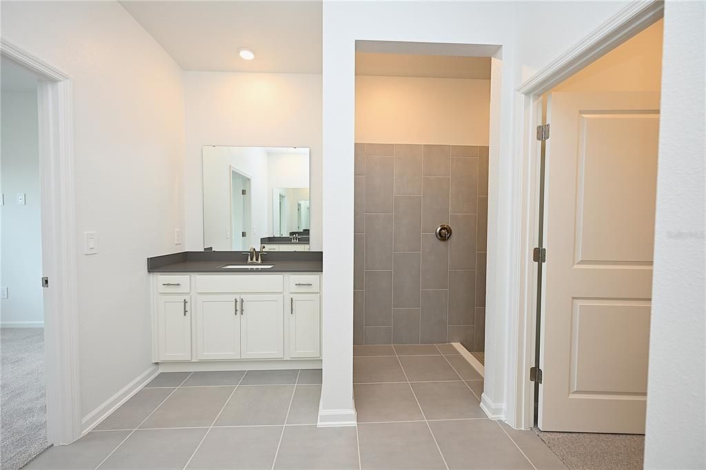 For Rent: $1,890 (3 beds, 2 baths, 1562 Square Feet)