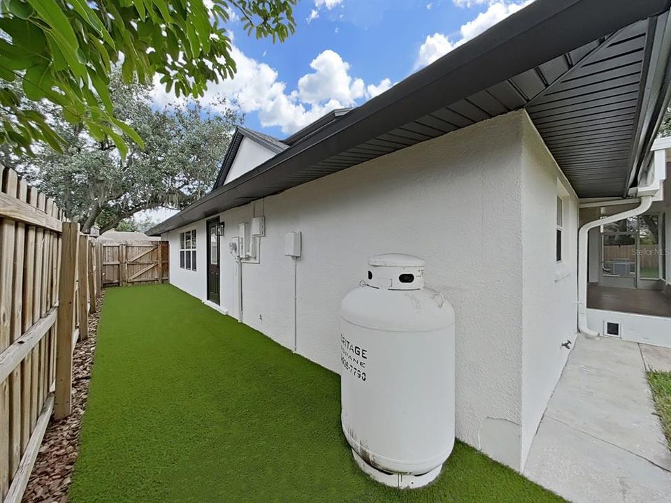 For Sale: $1,095,000 (4 beds, 4 baths, 5425 Square Feet)
