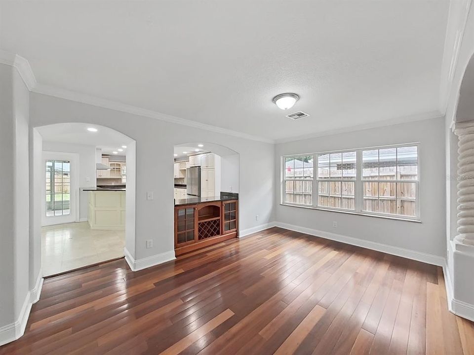 For Sale: $1,095,000 (4 beds, 4 baths, 5425 Square Feet)