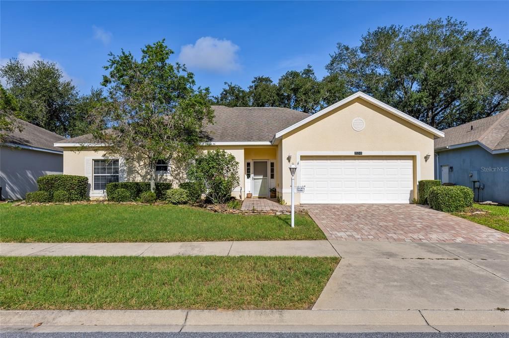 For Sale: $250,000 (2 beds, 2 baths, 1653 Square Feet)