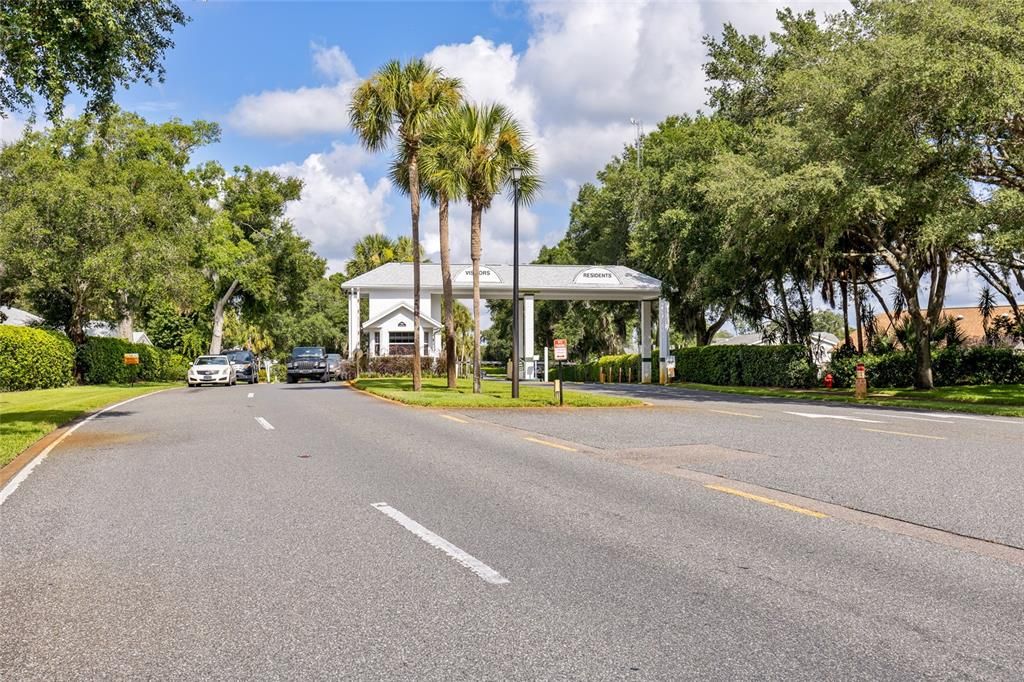 For Sale: $250,000 (2 beds, 2 baths, 1653 Square Feet)