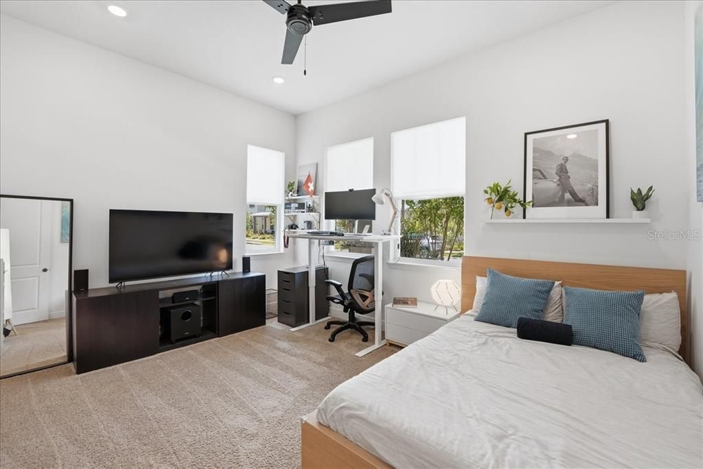 En Venta: $874,990 (5 camas, 4 baños, 3219 Pies cuadrados)