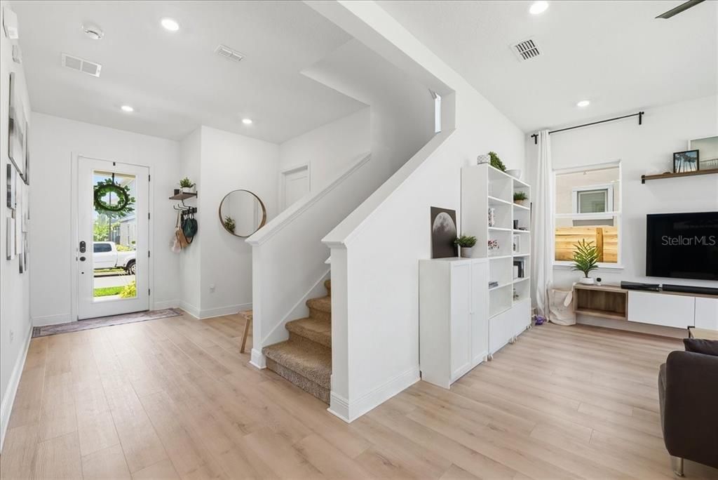 En Venta: $874,990 (5 camas, 4 baños, 3219 Pies cuadrados)