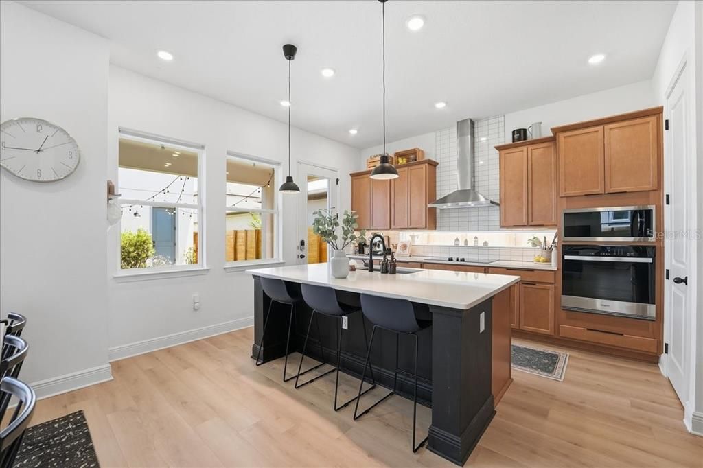 En Venta: $874,990 (5 camas, 4 baños, 3219 Pies cuadrados)