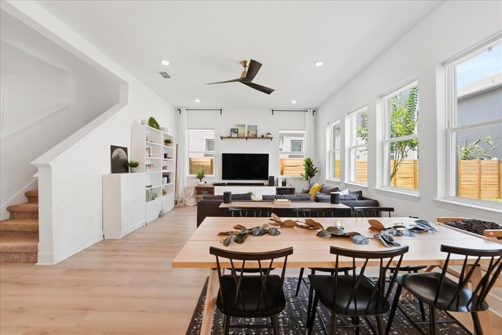 En Venta: $874,990 (5 camas, 4 baños, 3219 Pies cuadrados)