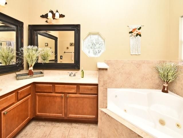 For Sale: $849,900 (4 beds, 3 baths, 2450 Square Feet)
