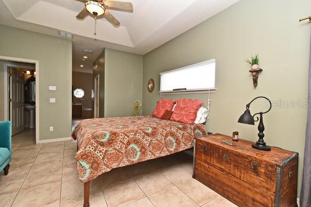 For Sale: $849,900 (4 beds, 3 baths, 2450 Square Feet)