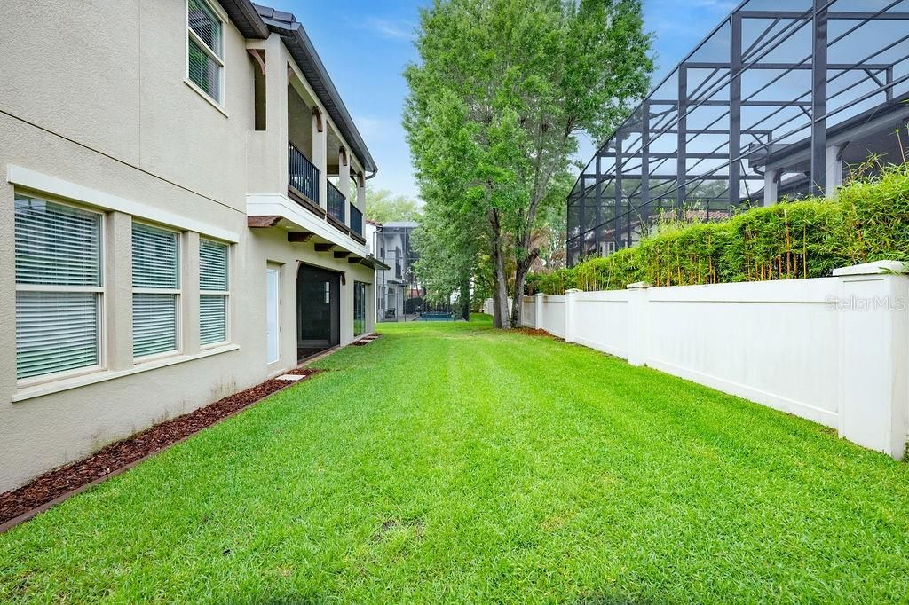 В аренду: $6,000 (5 спален, 5 ванн, 4019 Квадратных фут)